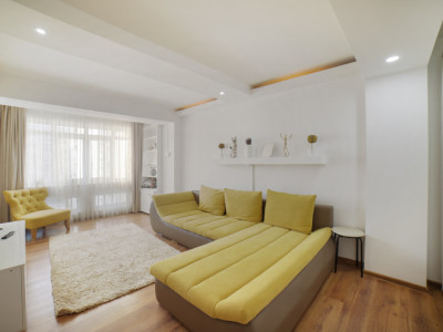 2 Camere*Calea Vitan*Decomandat*Renovat* Centrala individuala