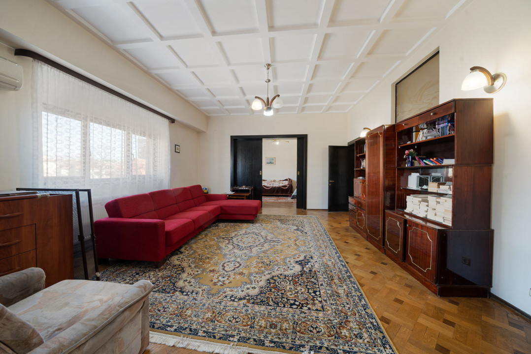 Reședință 173mp*Etaj 2/2 in vilă interbelică*5 camere-3 bai*Credit ipotecar*