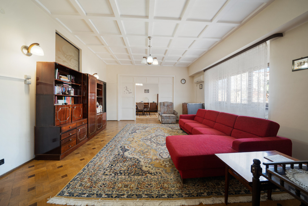 Reședință 173mp*Etaj 2/2 in vilă interbelică*5 camere-3 bai*Credit ipotecar*