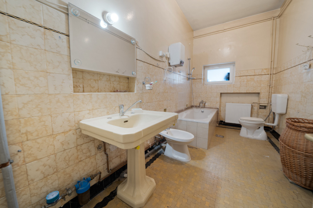 Reședință 173mp*Etaj 2/2 in vilă interbelică*5 camere-3 bai*Credit ipotecar*