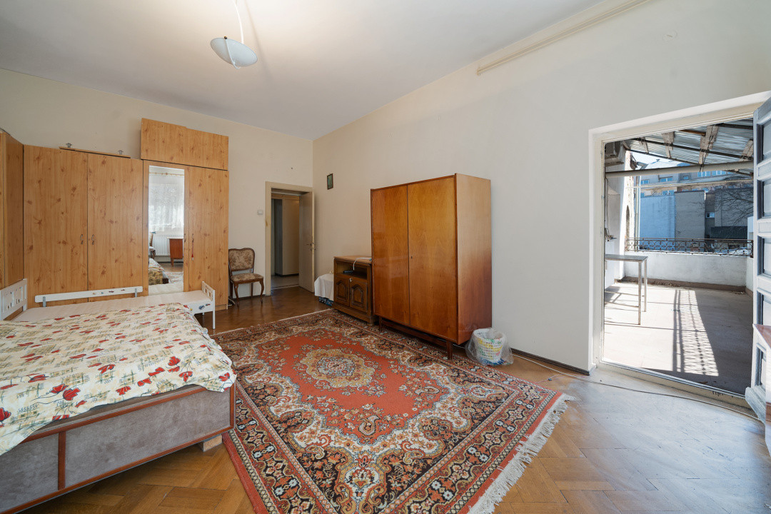 Reședință 173mp*Etaj 2/2 in vilă interbelică*5 camere-3 bai*Credit ipotecar*