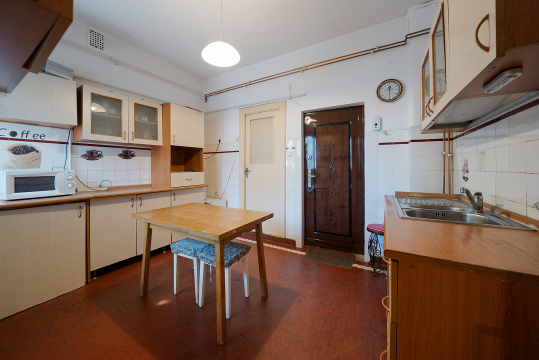 Reședință 173mp*Etaj 2/2 in vilă interbelică*5 camere-3 bai*Credit ipotecar*