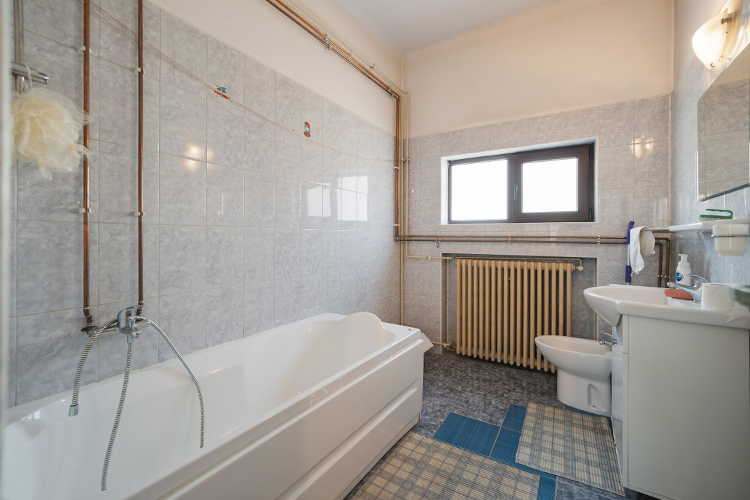 Reședință 173mp*Etaj 2/2 in vilă interbelică*5 camere-3 bai*Credit ipotecar*