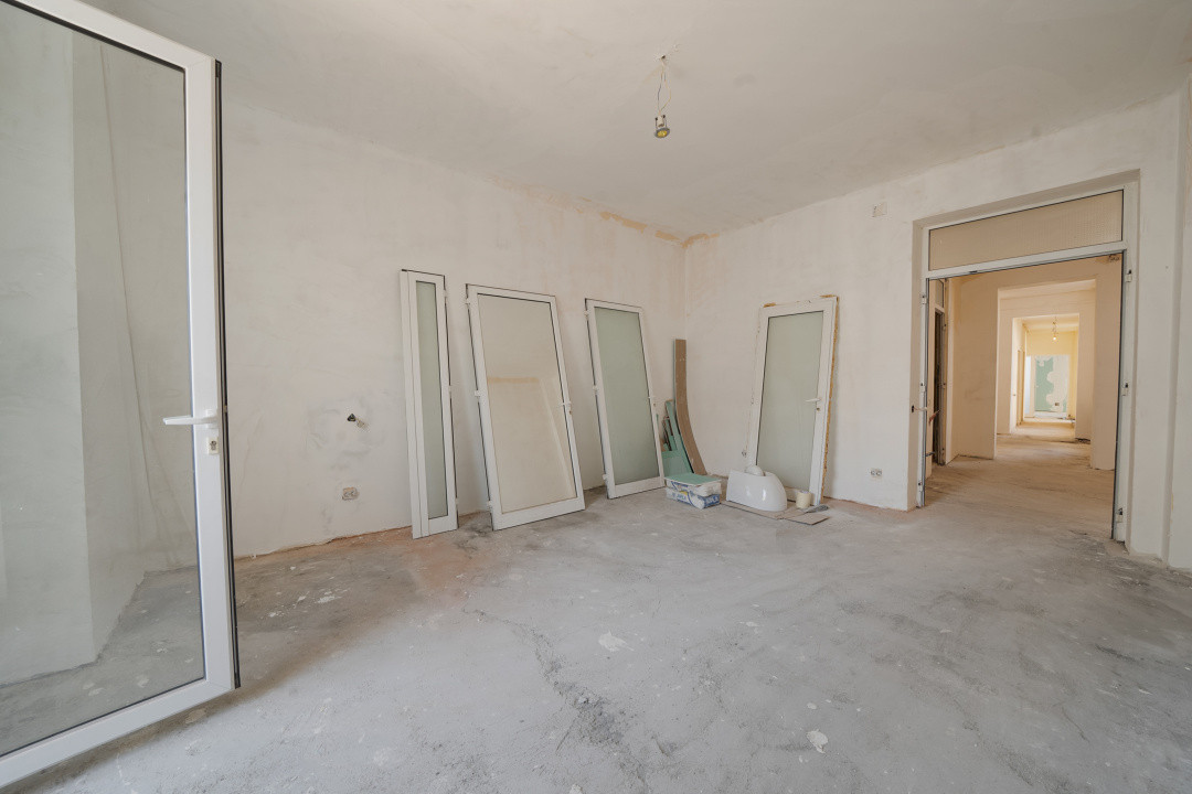 114 mp*Calea Mosilor 131-intersectie cu Carol I* Et. 4/5* 