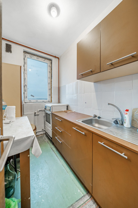 Apusului-Lacul Zanoaga nr.33-61 mp-4 camere-vedere mixta