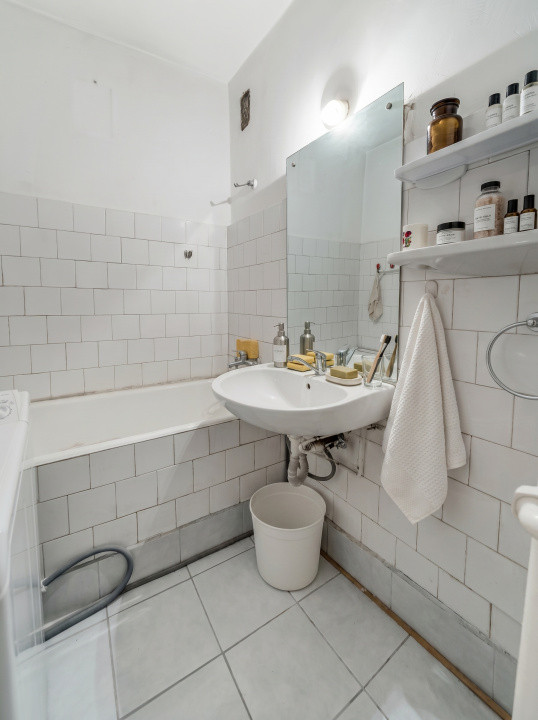 Apusului-Lacul Zanoaga nr.33-61 mp-4 camere-vedere mixta