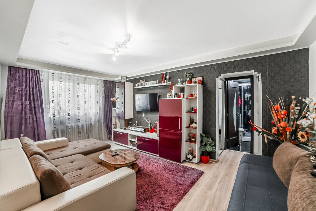 4 camere*Fizicienilor*Parter*Bloc 1986