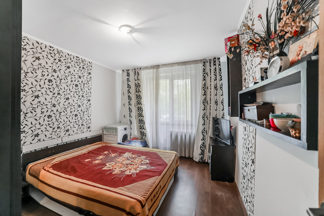 4 camere*Fizicienilor*Parter*Bloc 1986