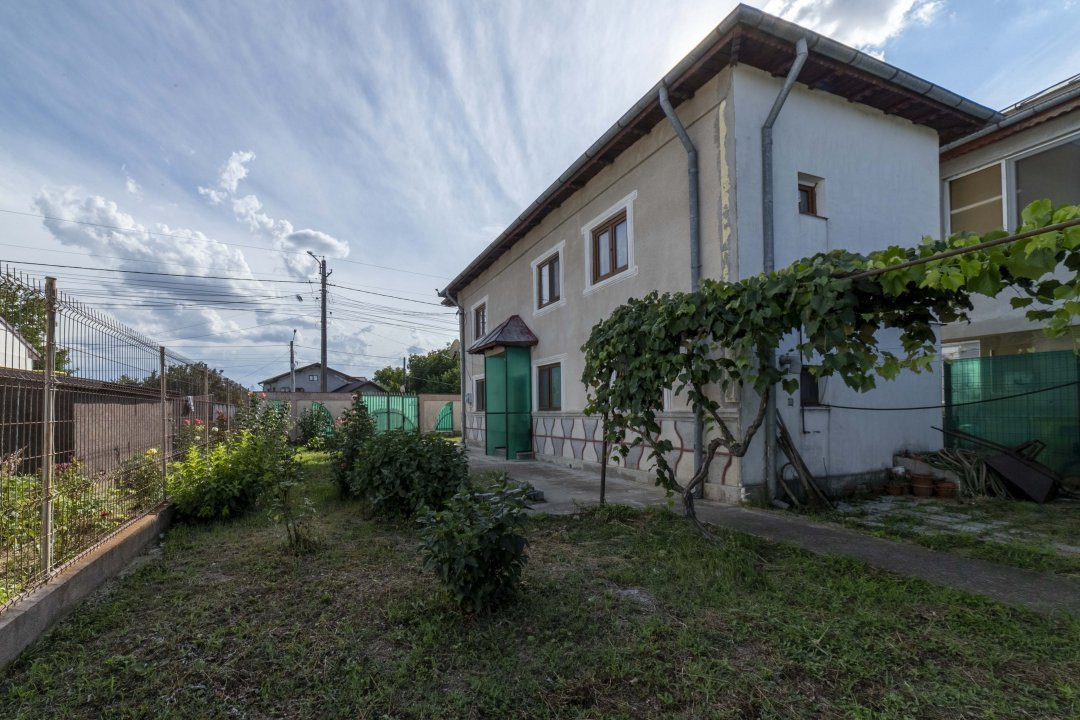 Tartasesti,str. Principala,5300 mp teren, P+1, casa 2010, deschidere 12 m